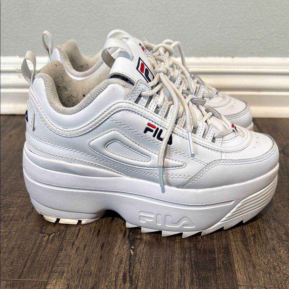 Fila Disrupter 2 Wedge Sneakers Size 7